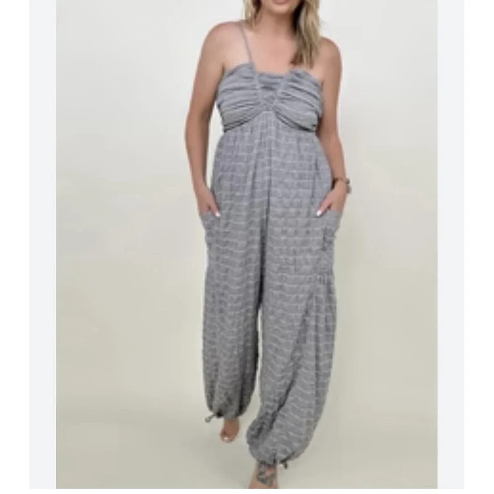 White Birch Sleeveless Halter Tie Back Woven‎ Jumpsuit Sz XL Women's
